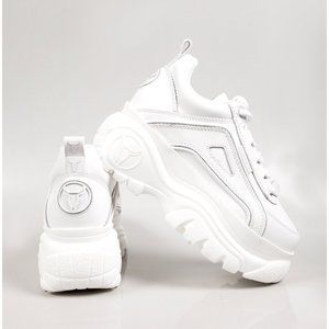 Brand new WINDSOR SMITH Lupe Leather Platforms